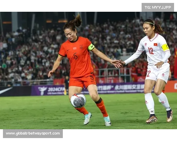 女足国脚吴海燕与队友王霜陈巧珠共舞放松心情,展现青春活力 女足国脚吴海燕与队友王霜陈巧珠共舞放松心情,展现青春活力